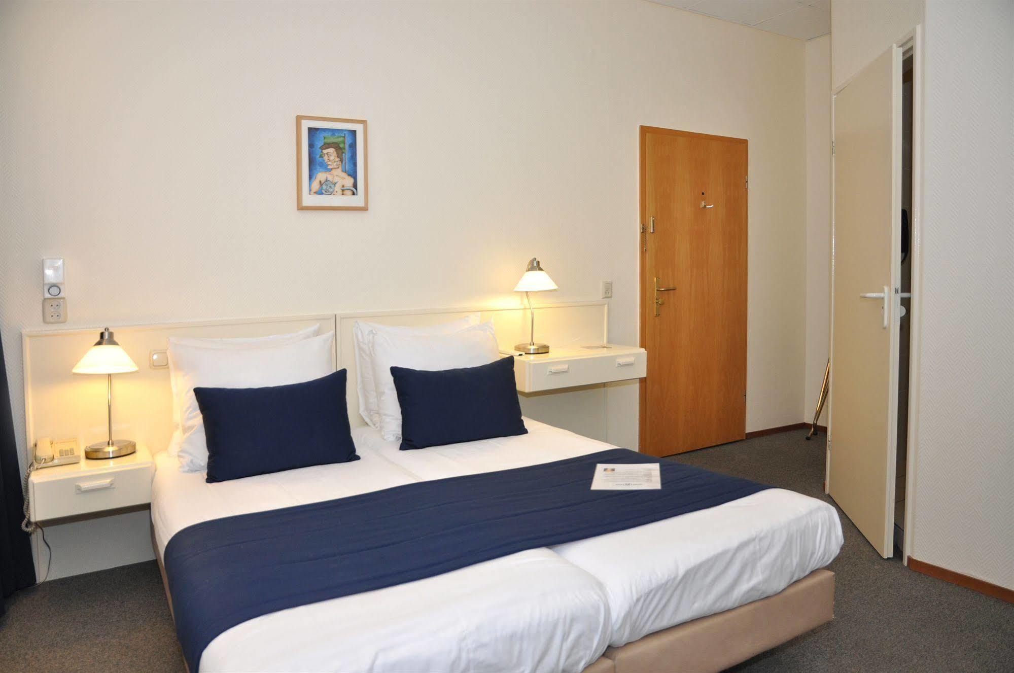 Hotel Fita อัมสเตอร์ดัม ภายนอก รูปภาพ